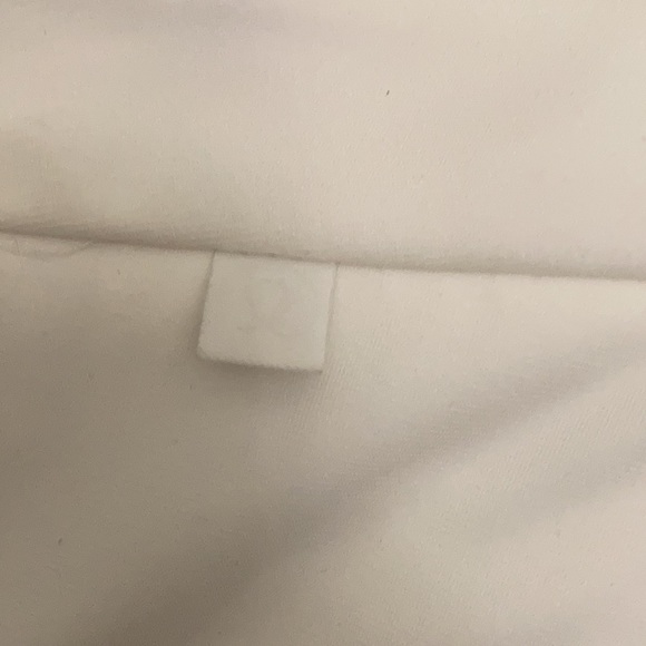 COPY - Lululemon - Picture 5 of 7